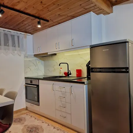 Apartment Antigona *