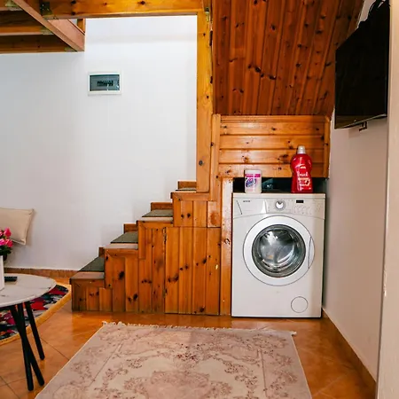 Antigona Apartment