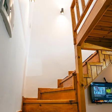Antigona Apartment Gjirokaster