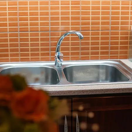 Antigona Apartment *