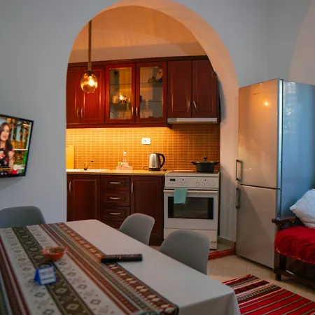 Apartment Antigona *